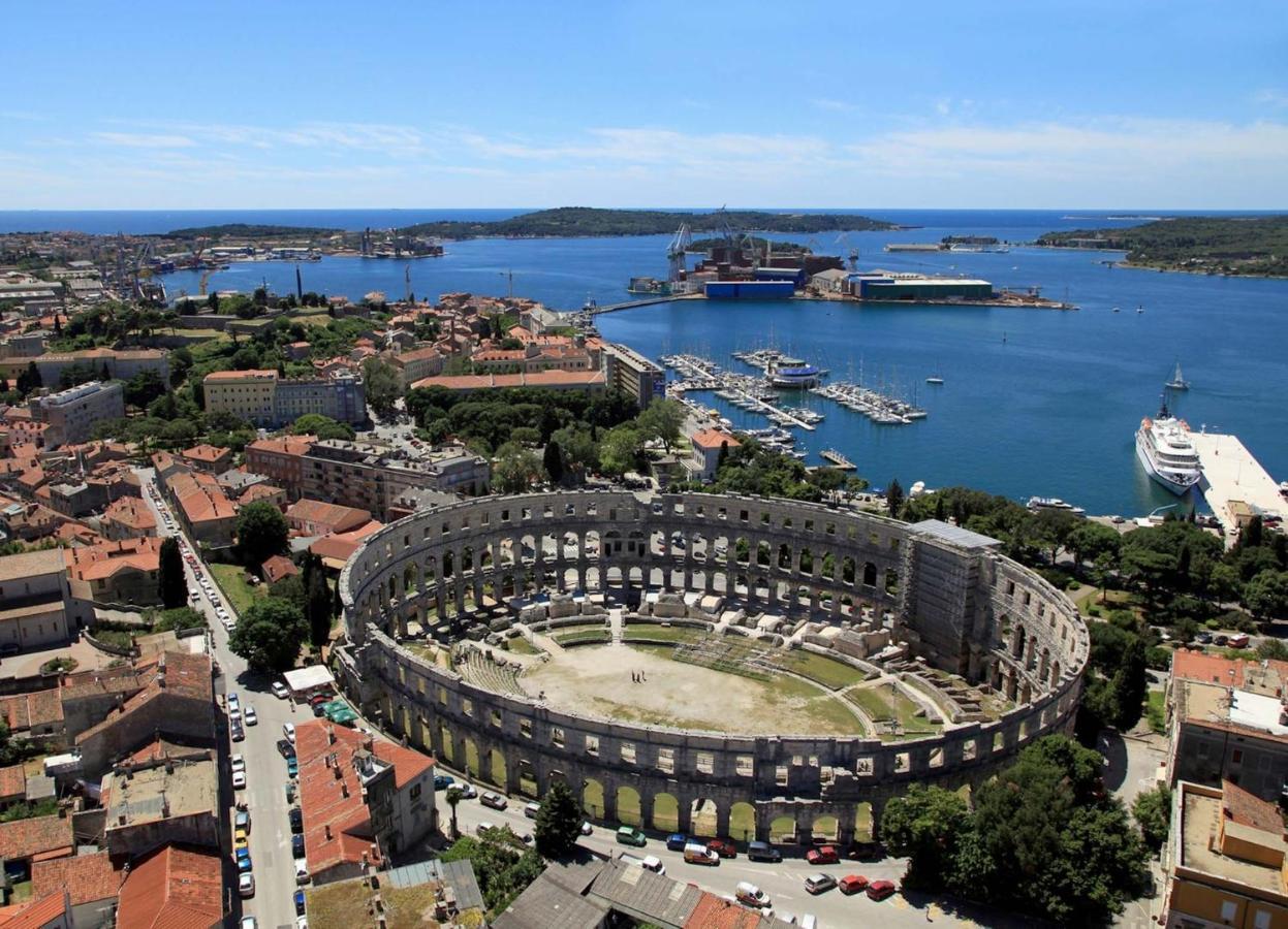 With Wifi - 20346 * Pula